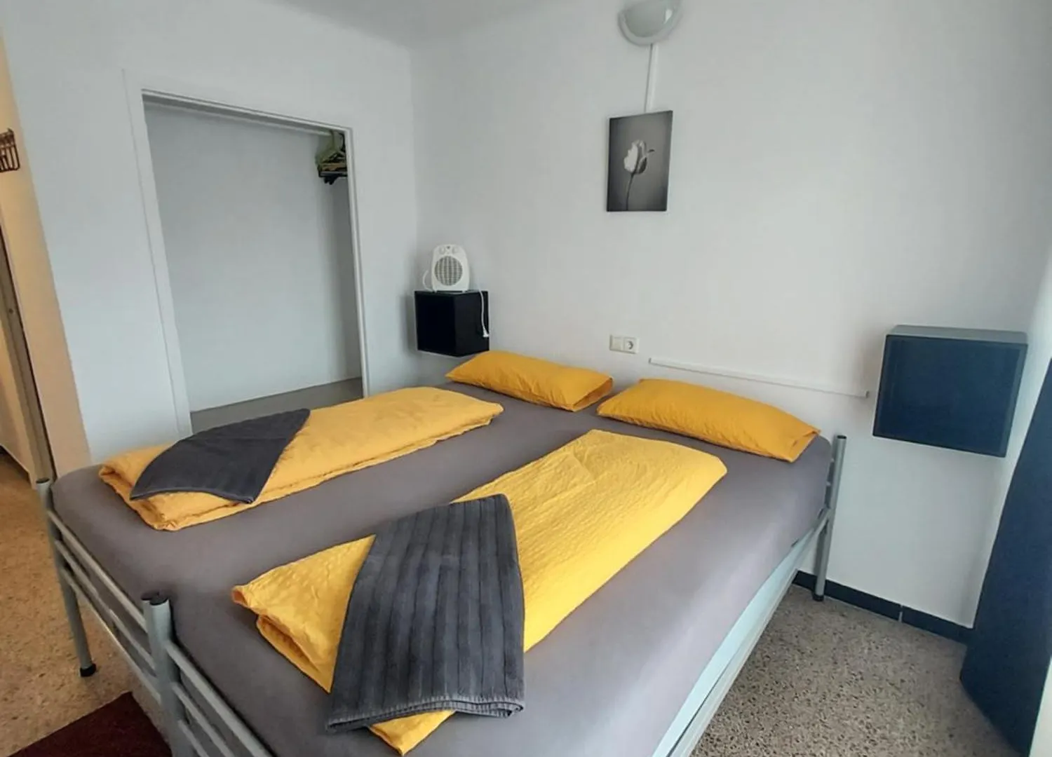 Gasthaus Orsi Ses Cadenes Love hotel